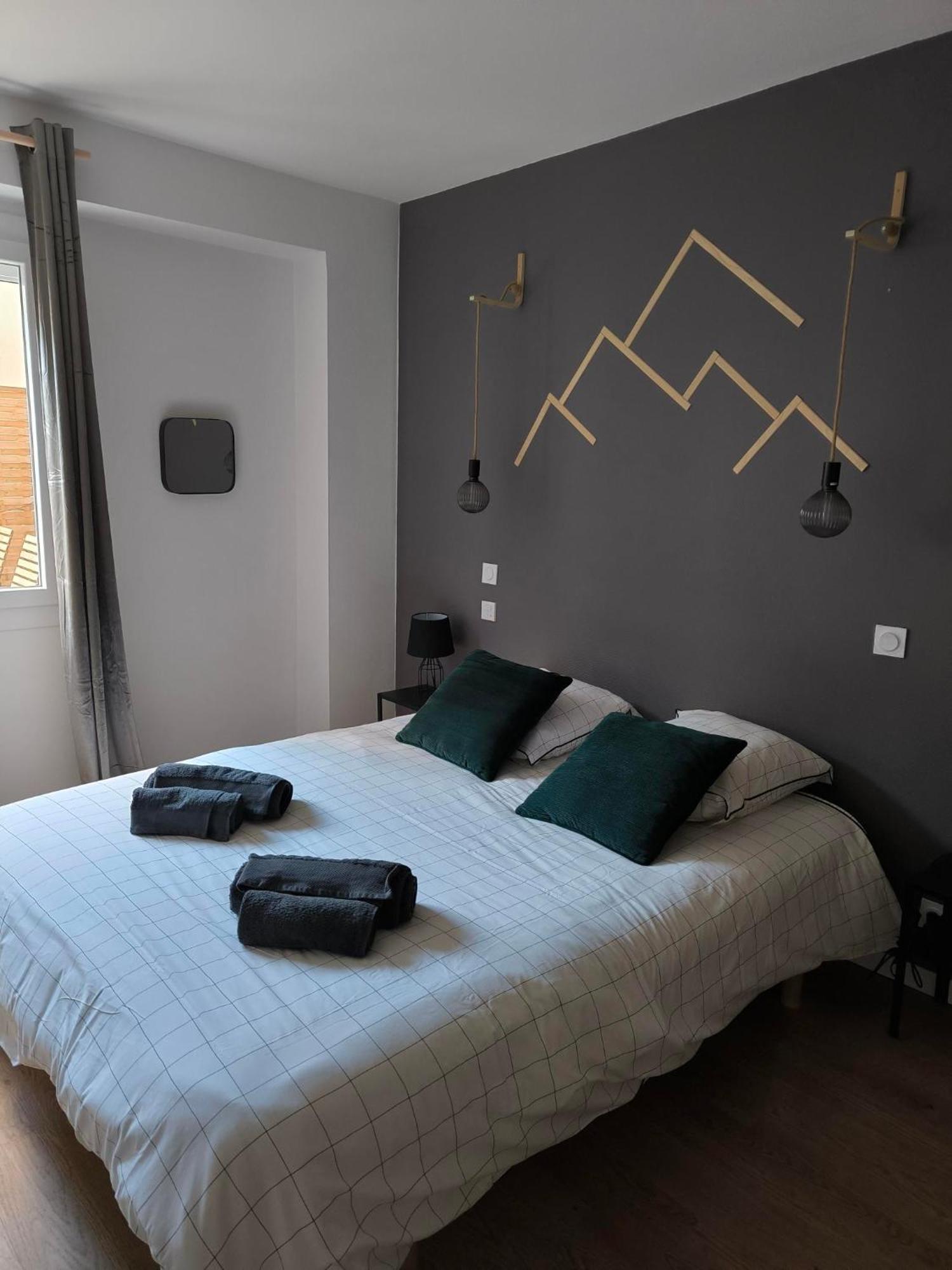 Lodge Loupau Maga Bagneres-de-Luchon Екстер'єр фото