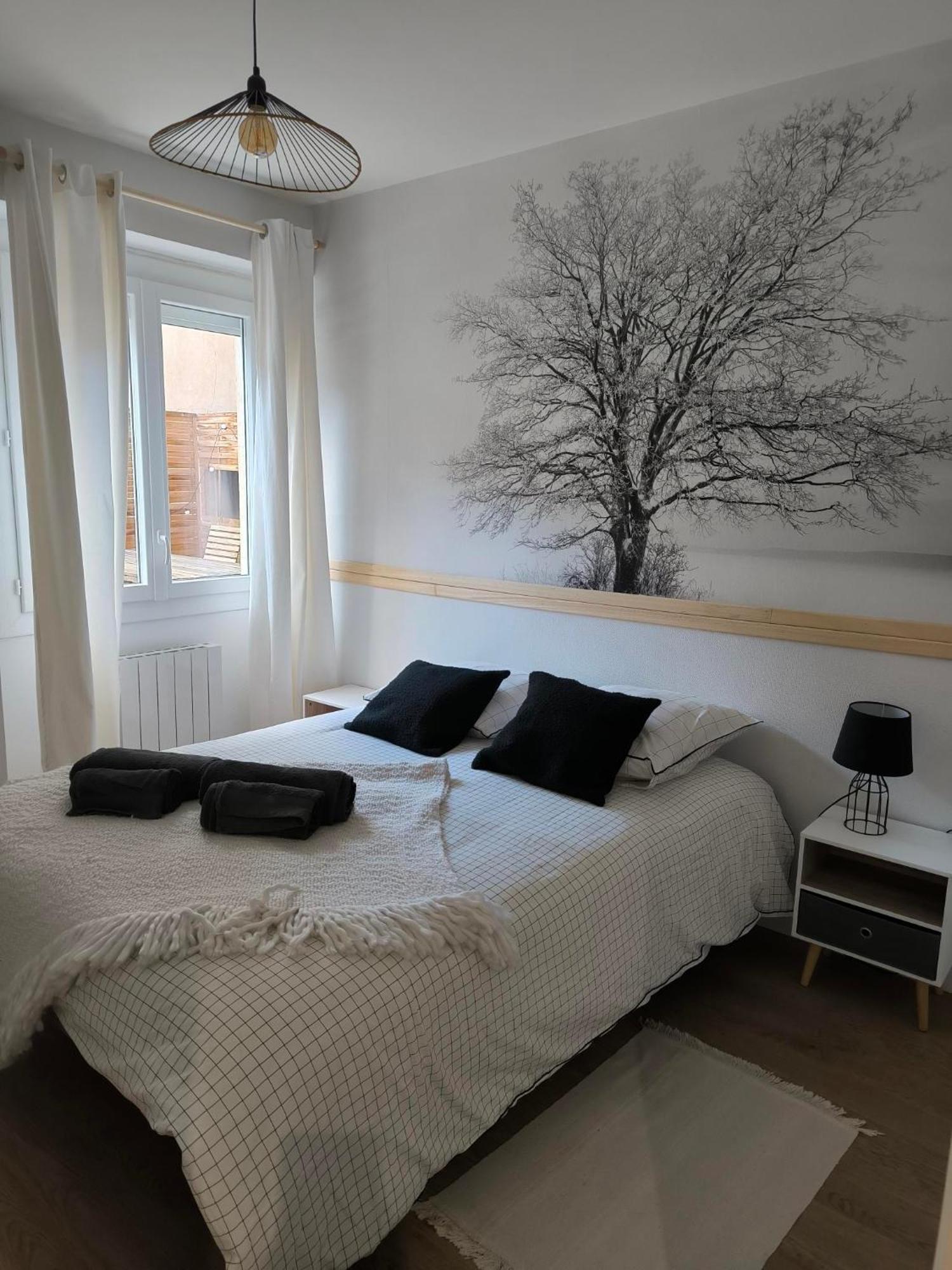 Lodge Loupau Maga Bagneres-de-Luchon Екстер'єр фото